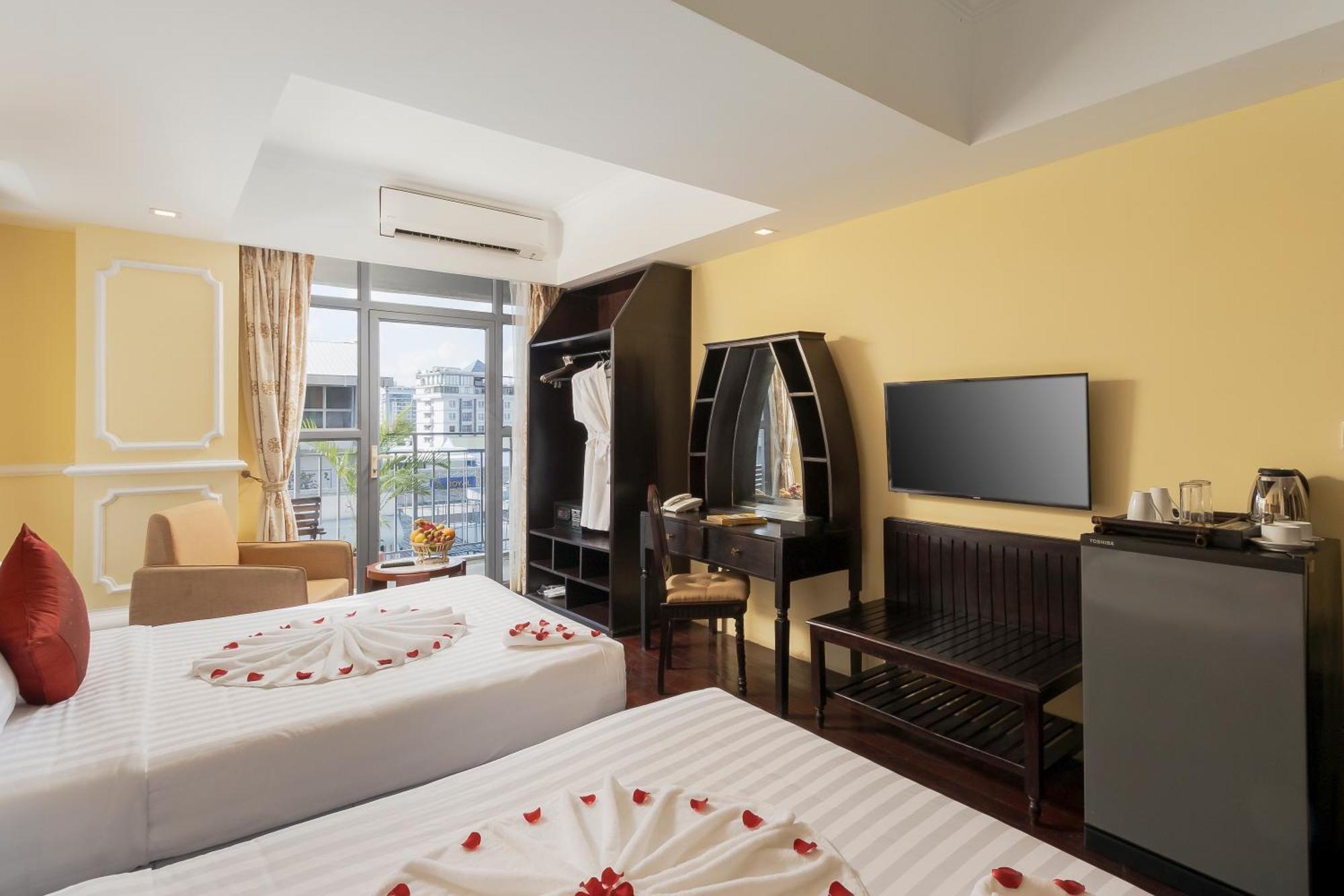 Arison Hotel พนมเปญ ภายนอก รูปภาพ
